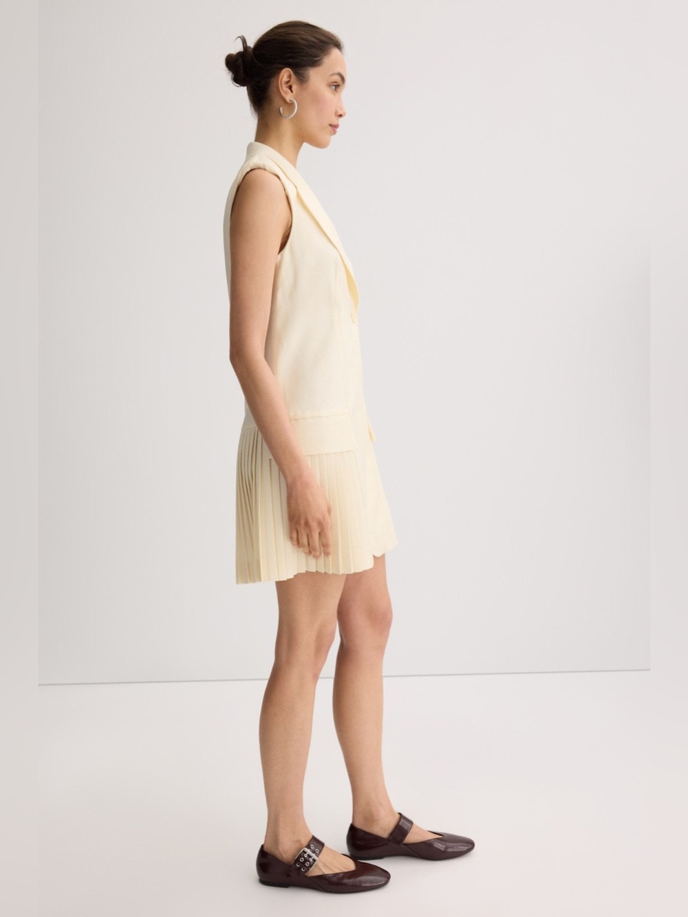 Sandro Cream Sleeveless Pleated Blazer Dress - Picture 2 of 9